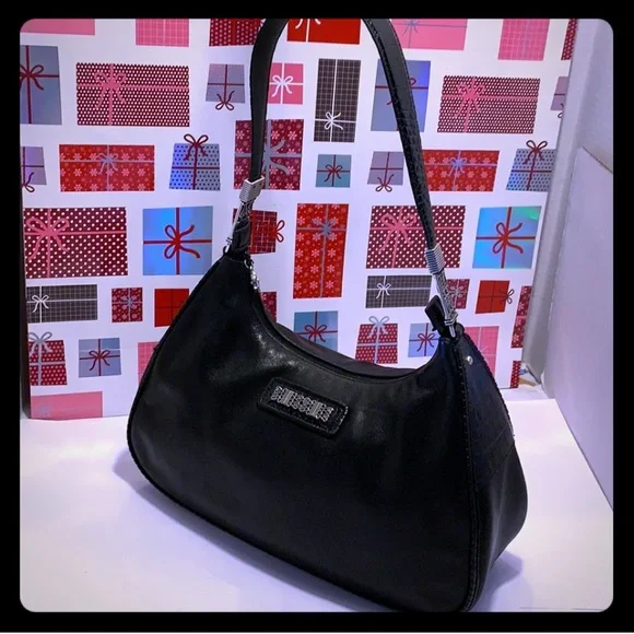 Brighton Black Leather Shoulder Bag NWOT with Beautiful Silver Embellishments - Picture 4 of 16